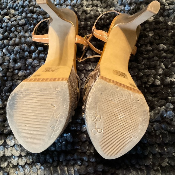 Jessica Simpson Heel - Picture 3 of 4